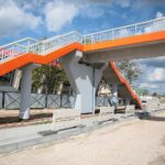 03.09.2020 Bilcza. Kładka dla pieszych nad rozbudowywaną drogą krajową nr 73 / Wiktor Taszłow / Radio Kielce