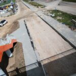 03.09.2020 Bilcza. Kładka dla pieszych nad rozbudowywaną drogą krajową nr 73 / Wiktor Taszłow / Radio Kielce