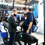 09.09.2020. Kielce. Międzynarodowy Salon Przemysłu Obronnego. Symulator skoków spadochronowych / Wiktor Taszłow / Radio Kielce