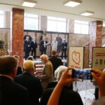 10.09.2020. Kielce. Otwarcie wystawy „NSZZ Solidarność nasze początki”. Na zdjęciu (od lewej): Zbigniew Koniusz - wojewoda świętokrzyski, Krzysztof Słoń - senator PiS, Jarosław Machnicki - dyrektor Wojewódzkiego Domu Kultury w Kielcach, Waldemar Bartosz -  przewodniczący regionu świętokrzyskiego NSZZ „Solidarność” i Andrzej Bętkowski - marszałek województwa świętokrzyskiego / Wiktor Taszłow / Radio Kielce