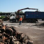 14.09.2020. Nowiny. Sprzątanie składowiska niebezpiecznych odpadów / Wiktor Taszłow / Radio Kielce