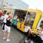 13.09.2020. Kielce. Festiwal food trucków / Wiktor Taszłow / Radio Kielce