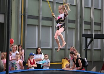 13.09.2020. Kielce. Rodzinny piknik „Wojewoda Dzieciom - Stacja Zabawa” / Wiktor Taszłow / Radio Kielce