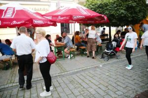 13.09.2020. Kielce. Festiwal food trucków / Wiktor Taszłow / Radio Kielce