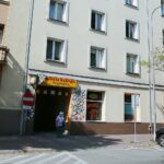 16.09.2020. Kielce. Mieszkania komunalne na sprzedaż. Ulica Paderewskiego 19 / Wiktor Taszłow / Radio Kielce