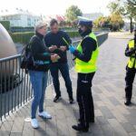 18.09.2020. Kielce. Rozdawanie odblasków / Wiktor Taszłow / Radio Kielce