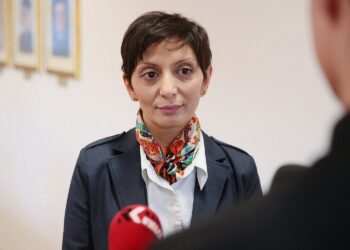 18.09.2020. Kielce. Doktorantka UJK będzie prowadziła podwójny doktorat. Na zdjęciu: Kristine Petrosyan - Szkoła Doktorska UJK / Wiktor Taszłow / Radio Kielce