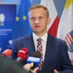 18.09.2020. Kielce. Konferencja dotycząca Pracowniczych Planów Kapitałowych. Na zdjęciu: Bartosz Marczuk -wiceprezes PFK / Wiktor Taszłow / Radio Kielce
