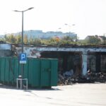 21.09.2020. Kielce. Sprzątanie terenu po pożarze Lidla / Wiktor Taszłow / Radio Kielce