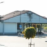 21.09.2020. Kielce. Sprzątanie terenu po pożarze Lidla / Wiktor Taszłow / Radio Kielce