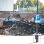 21.09.2020. Kielce. Sprzątanie terenu po pożarze Lidla / Wiktor Taszłow / Radio Kielce