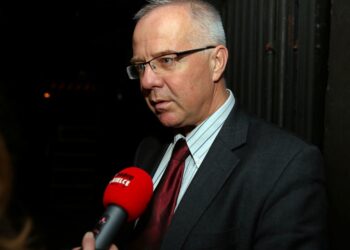 19.10.2015 Kielce. Teatr im Stefana Żeromskiego. Obchody 40-lecia pracy Artystycznej Piotra Szczerskiego. Marek Mikos / Stanisław Blinstrub / Radio Kielce