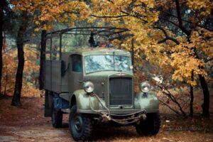 Końskie. Kolekcja zabytkowych samochodów Adama Kwiela. Na zdjęciu: 1942 Borgward L1400 / archiwum Adam Kwiel