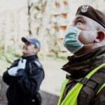 14.10.2020. Kielce. Wspólne patrole policji i żołnierzy z 10. Świętokrzyskiej Brygady Obrony Terytorialnej / 10. Świętokrzyska Brygady Obrony Terytorialnej