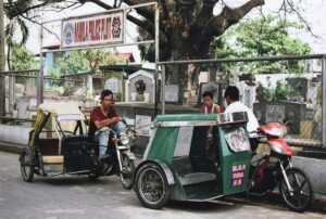 Muzyczne podróże. Filipny Manila / Danuta Rasała