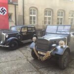 Końskie. Kolekcja zabytkowych samochodów Adama Kwiela. Na zdjęciu: 1938 Mercedes Pullman na planach filmowych / archiwum Adam Kwiel