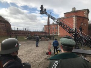 Końskie. Kolekcja zabytkowych samochodów Adama Kwiela. Na zdjęciu: 1938 Mercedes Pullman na planach filmowych / archiwum Adam Kwiel