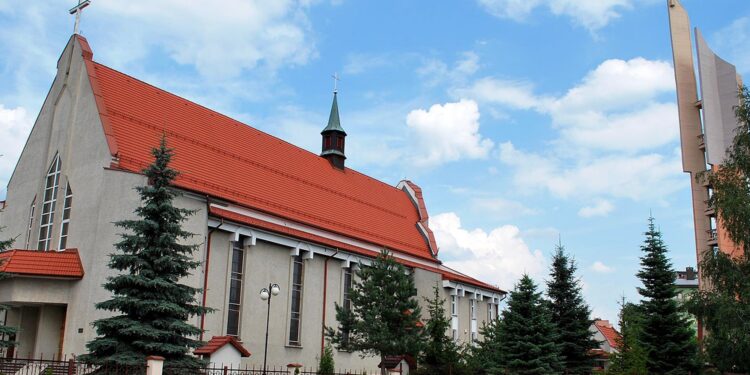 Starachowice. Kościół p.w. Najświętszego Serca Jezusowego / facebook.com/nsjstarachowice