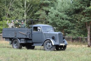 Końskie. Kolekcja zabytkowych samochodów Adama Kwiela. Na zdjęciu: 1939 Opel BLitz 2,5-32 / archiwum Adam Kwiel