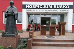 02.10.2020. Busko-Zdrój. Hospicjum / Marta Gajda / Radio Kielce