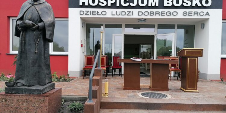 Oddając elektroodpady można wesprzeć buskie hospicjum