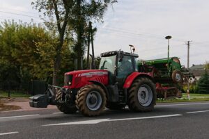 07.10.2020. Protest rolników na drodze krajowej nr 9 / Emilia Sitarska / Radio Kielce