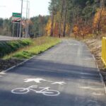 11.10.2020 Chęciny. Ścieżka rowerowa wzdłuż drogi wojewódzkiej nr 762 / gmina Chęciny