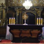 22.10.2020 Sandomierz. Modlitwa za zmarłych prałatów i kanoników kapituły w Sandomierzu / ks Wojciech Kania