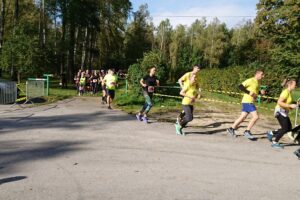 04.10.2020. Ostrowiec Świętokrzyski. 3. Ostrowiecki Półmaraton Leśny / Emilia Sitarska / Radio Kielce