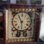 24.10.2020. Kielce. Zegarki w zakładzie Ireneusza Korczaka / Kamil Król / Radio Kielce