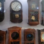 24.10.2020. Kielce. Zegarki w zakładzie Ireneusza Korczaka / Kamil Król / Radio Kielce