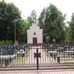 Swaryszów. Cmentarz wojenny / Ewa Pociejowska-Gawęda / Radio Kielce