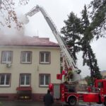 12.10.2020. Jędrzejów. Pożar w starostwie powiatowym / Ewa Pociejowska-Gawęda / Radio Kielce