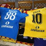 24.10.2020. Kajetanów. Kolekcja pamiątek sportowych Korony Kielce Daniela Brachy / Kamil Król / Radio Kielce