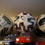 24.10.2020. Kajetanów. Kolekcja pamiątek sportowych Korony Kielce Daniela Brachy / Kamil Król / Radio Kielce