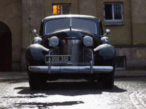 Końskie. Kolekcja zabytkowych samochodów Adama Kwiela. Na zdjęciu: 1939 cadillac Fleetwood / archiwum Adam Kwiel