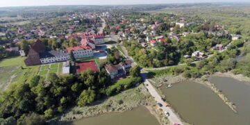 01.10.2017 Zawichost. Rzeka Wisła. Widok na miasto / Jarosław Kubalski / Radio Kielce