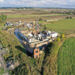 03.10.2020. Umianowice. Budowa Ośrodka Edukacji Przyrodniczej / Jarosław Kubalski / Radio Kielce