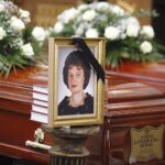 20.10.2020. Święty Krzyż. Pogrzeb Alfredy Zawieruchy-Rubak i Heleny Zawieruchy. Msza święta żałobna / Jarosław Kubalski / Radio Kielce