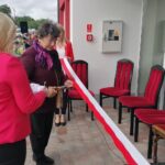 02.10.2020. Busko-Zdrój. Oddanie do użytku budynku hospicjum. Na zdjęciu: Elżbieta Podraza – mama pacjentki, której pomocy udzielonej  w hospicjum / Marta Gajda / Radio Kielce