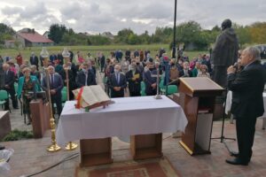 02.10.2020. Busko-Zdrój. Oddanie do użytku budynku hospicjum / Marta Gajda / Radio Kielce