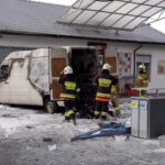 07.10.2020. Radoszyce. Pożar busa na stacji paliw / PSP Końskie