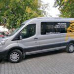 09.10.2020 Pińczów. Przekazanie nowego samochodu dla instytucji kultury / Marta Gajda / Radio Kielce