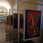 30.10.2020 Pińczów. Zaduszki jazzowe. Wystawa w PSCK w ramach 2. Międzynarodowego Konkursu Plakatu „We want jazz” / Marta Gajda / Radio Kielce