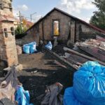 Pińczów. Zniszczenia po pożarze domu / Marta Gajda / Radio Kielce