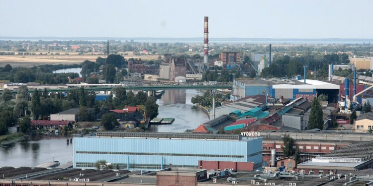 Elbląg. Widok na port / Robert Felczak / Radio Kielce