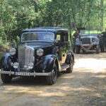 Końskie. Kolekcja zabytkowych samochodów Adama Kwiela. Na zdjęciu: 1938 Mercedes Pullman na planach filmowych / archiwum Adam Kwiel