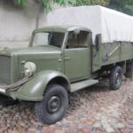 Końskie. Kolekcja zabytkowych samochodów Adama Kwiela. Na zdjęciu: 1942 Borgward L1400 / archiwum Adam Kwiel