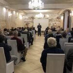 01.10.2020. Sandomierz. Zebranie sandomierskich struktur Prawa i Sprawiedliwości. Na zdjęciu (w środku): Marek Kwitek - poseł PiS / Grażyna Szlęzak-Wójcik / Radio Kielce