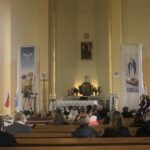 25.10.2020 Nadbrzezie. Uroczystość poświęcenia tablic patrona mostu na Wiśle, bł. ks. Jerzego Popiełuszki / Grażyna Szlęzak-Wójcik / Radio Kielce